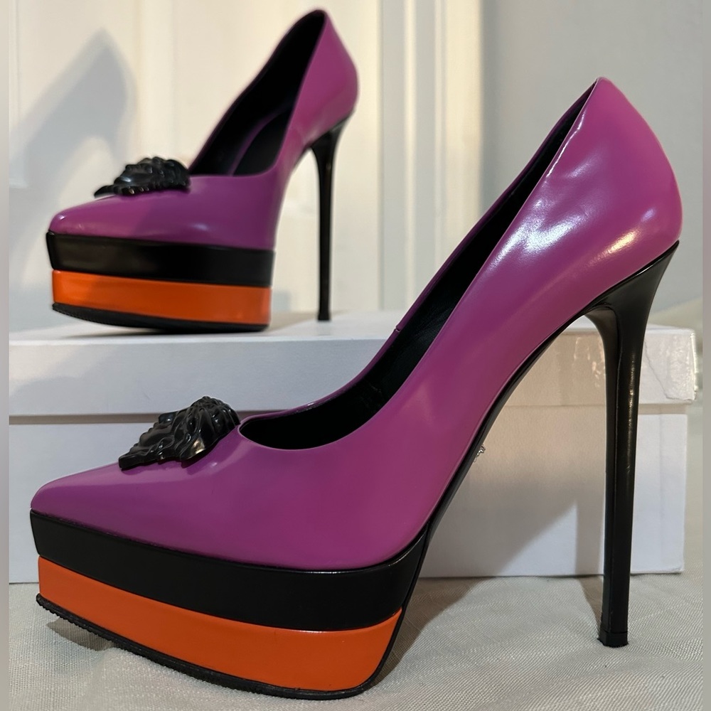 Auth Versace Double Platform Iconic 3D Black Medusa Heels, Size 39, Italy